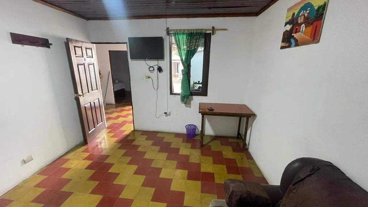 Hostal La Fuente Antigua