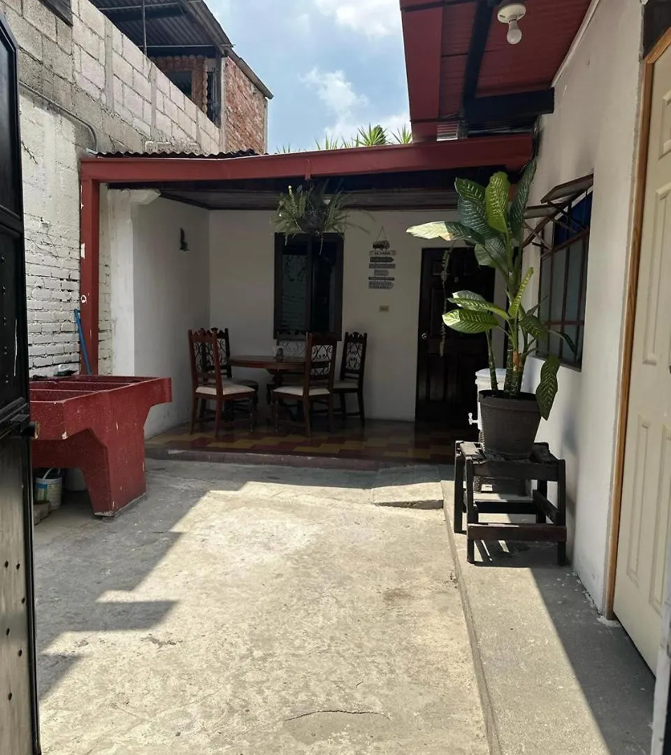 Hostal La Fuente Antigua